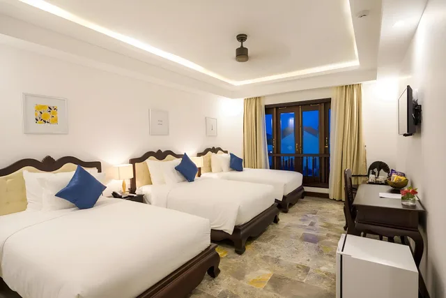 غرفة ديلوكس ثلاثية، Hoi An Central Hotel 2/3