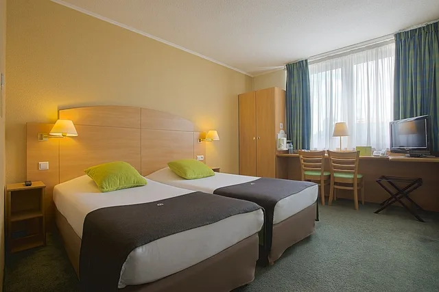 غرفة قياسية بسريرين منفصلين، Campanile Lublin 8/10