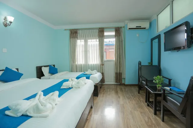 غرفة عائلية بسرير مزدوج وسرير فردي، Hotel Access Nepal 3/10