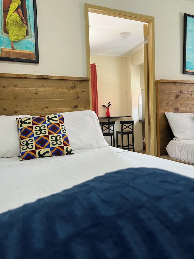 شقة ديلوكس بسريرين كوين مع أريكة بمطبخ صغير، Mustique Suites Curacao 2/3