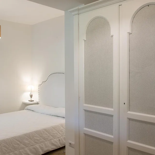 غرفة كلاسيكية ثلاثية بإطلالة على الحديقة، Villa Enrica 4/5