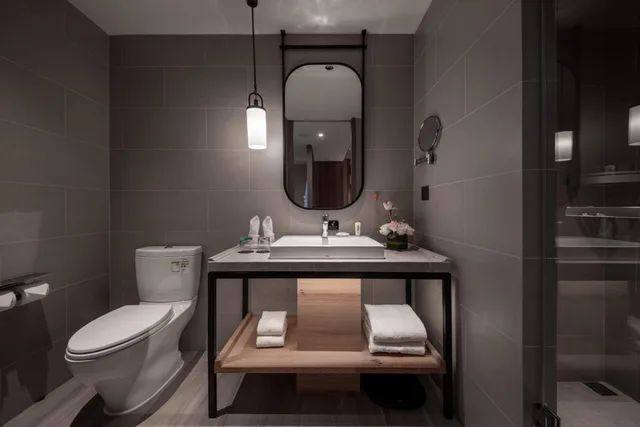 غرفة قياسية بسرير مزدوج، Holiday Inn Jilin Beidahu 3/3