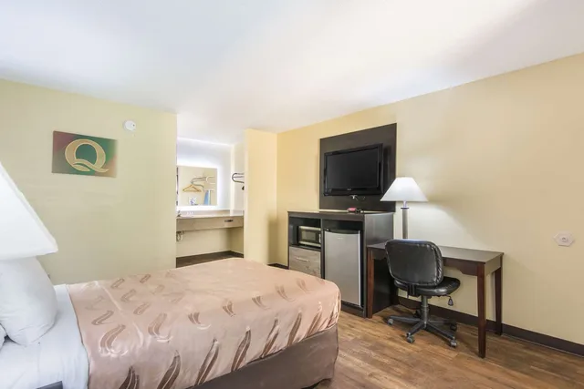 غرفة بسرير مزدوج للمدخنين، Quality Inn Kings Mountain 1/4