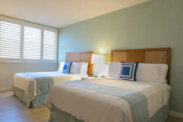 غرفة بسريرين كوين لذوي الإعاقة، Gateway Hotel Santa Monica 3/7