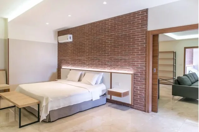 جناح رئاسي بسرير كينج وسرير كوين بإطلالة جزئية على البحر بحوض استحمام، VM Hotel Cumbuco 1/2