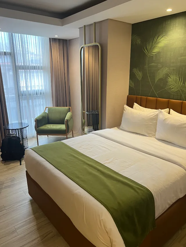 غرفة بريميوم بسرير كوين، Ironwood Hotel 1/3
