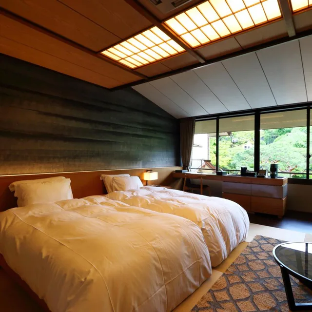 Deluxe, Twin Beds, Nanzenji Sando Kikusui 1/8