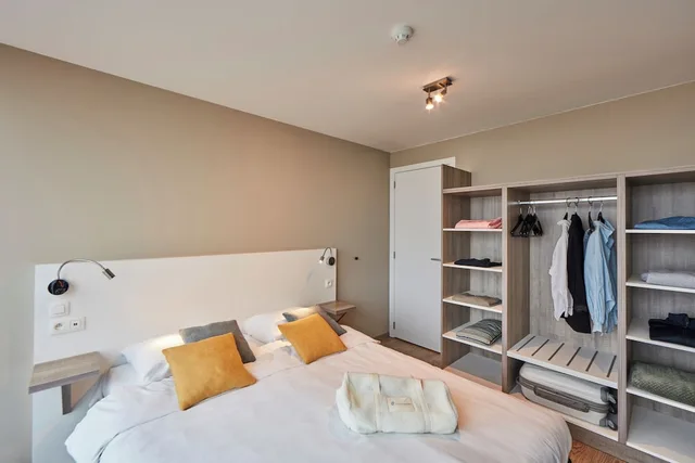 Unique, Penthouse, 2 Bunk Beds, 3 Double Beds, Panoramic Sea View، Holiday Suites Blankenberge 1/10