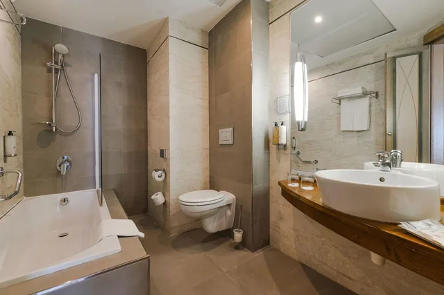 غرفة بسرير كينج، Maritim Antonine Hotel and Spa Malta 5/5