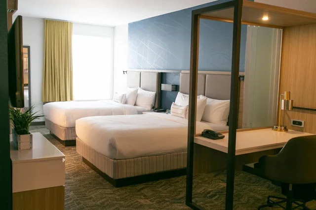 Suite, Queen Bed, Sofa, Bathtub, Accessible, SpringHill Suites by Marriott South Bend Notre Dame Area 4/7