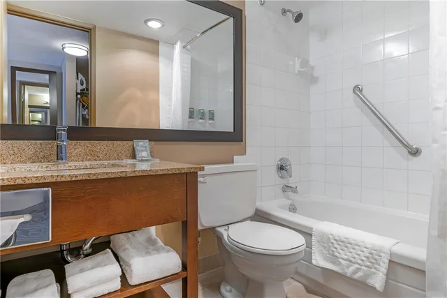 جناح بسرير كينج مع أريكة، Best Western Terrace Inn 4/4