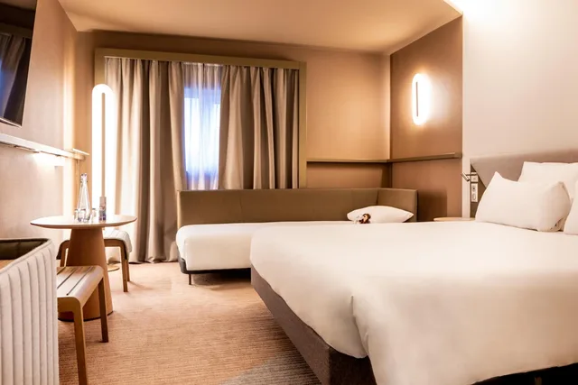 غرفة سوبيريور بسرير مزدوج مع أريكة، Novotel Paris Orly Rungis 1/5