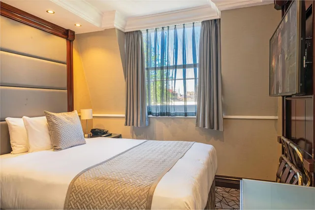 غرفة تنفيذية مفردة، Hyde Park International Hotel 1/12