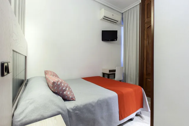 غرفة مفردة، Hostal Castilla I. 12/15