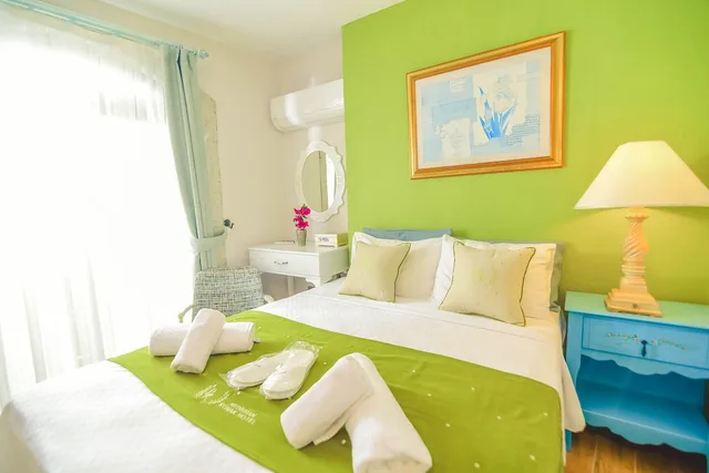 غرفة كومفورت بسرير كوين، Bedirhan Konak Otel 4/6