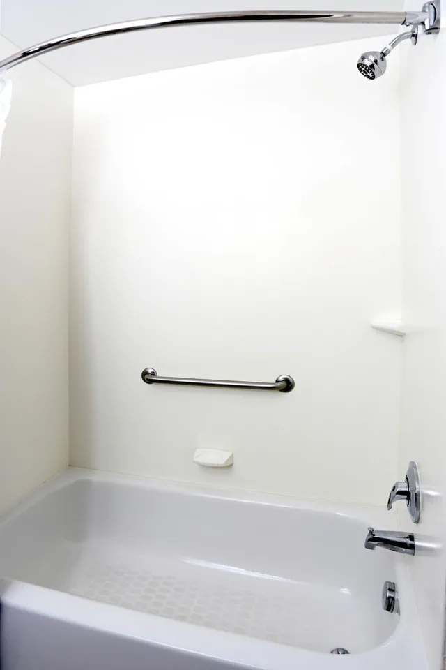غرفة بسريرين مزدوجين، La Quinta Inn & Suites by Wyndham Norfolk 4/4