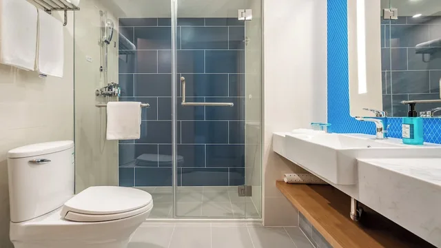 غرفة قياسية بسرير مزدوج، Holiday Inn Express Qingdao City Center 6/6
