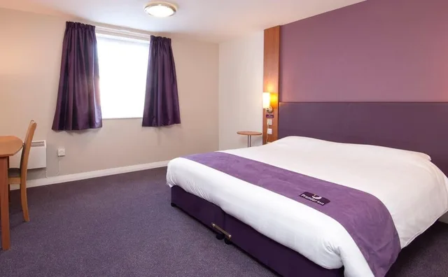 Standard, Double Bed, Accessible, Premier Inn Colchester (Cowdray Avenue) 1/1