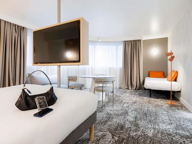 Studio, Queen Bed, Novotel Paris 13 Porte d Italie 2/10