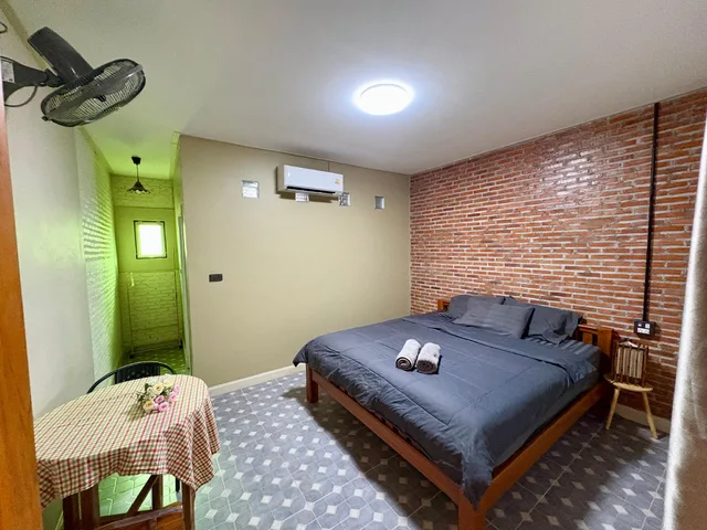 غرفة قياسية بسريرين منفصلين، Thai Guesthouse Kanchanaburi 3/3