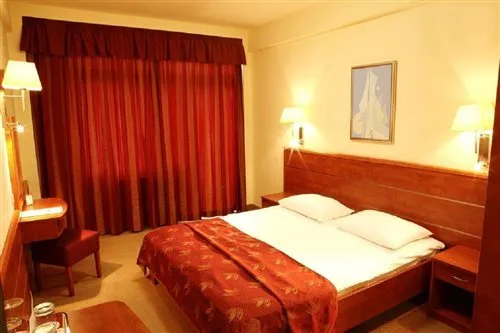 غرفة سوبيريور مفردة بسرير مزدوج، Benczur Hotel 2/5