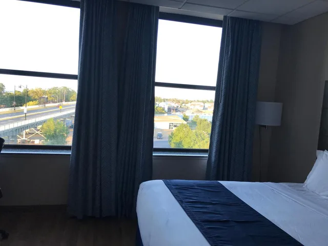 غرفة ديلوكس بسرير كينج، Ariel Broadway Hotel 1/5