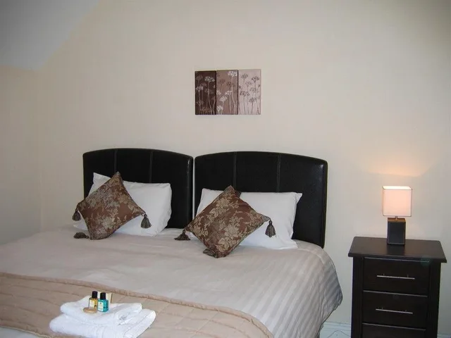 غرفة قياسية بسرير مزدوج، Russell Court 4/5