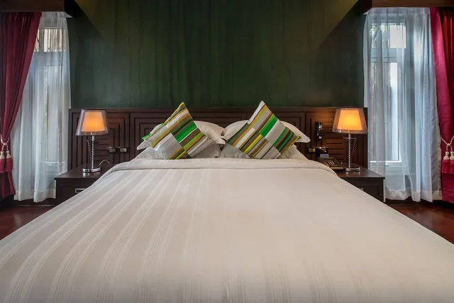 فيلا ملكية بسرير كينج وسرير كوين بغرفتي نوم مع أريكة بمسبح خاص، De Sarann Villa 4/10