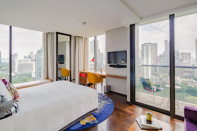 Sunset, Premium, King Bed, Garden View, Balcony، Hotel Indigo Bangkok Wireless Road 4/10