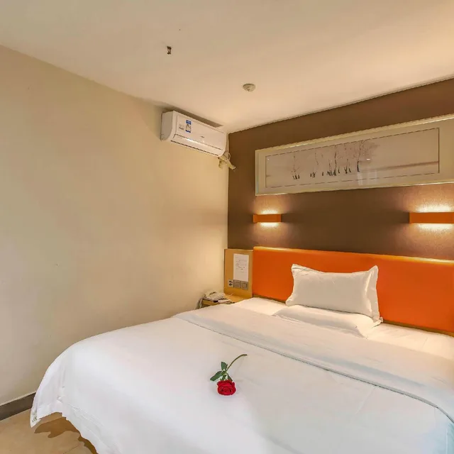 غرفة اقتصادية مفردة بسرير كوين، 7 Days Inn Premium Beijing Dongzhimen Airport Express Station 1/1