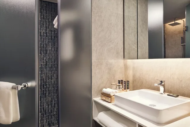 غرفة ديلوكس بسريرين منفصلين بإطلالة على المدينة، Novotel Hanoi Thai Ha 5/5