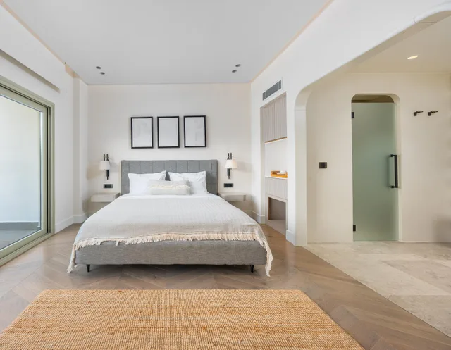 جناح عائلي بسرير كوين وسريرين منفصلين، Yacht Classic Hotel - Boutique Class 2/2