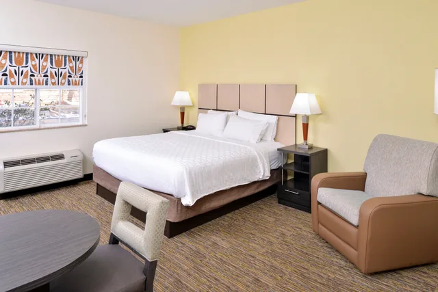 جناح استوديو بسرير فردي، Candlewood Suites Winchester 5/7