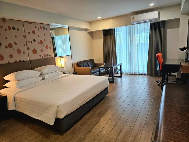 غرفة بسرير كينج، DYNASTY GRANDE HOTEL 4/10