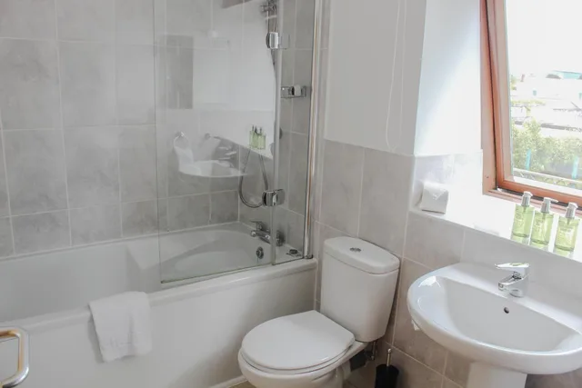 غرفة عائلية بسرير مزدوج، Belvilla Inverness Craigmonie Hotel 6/10