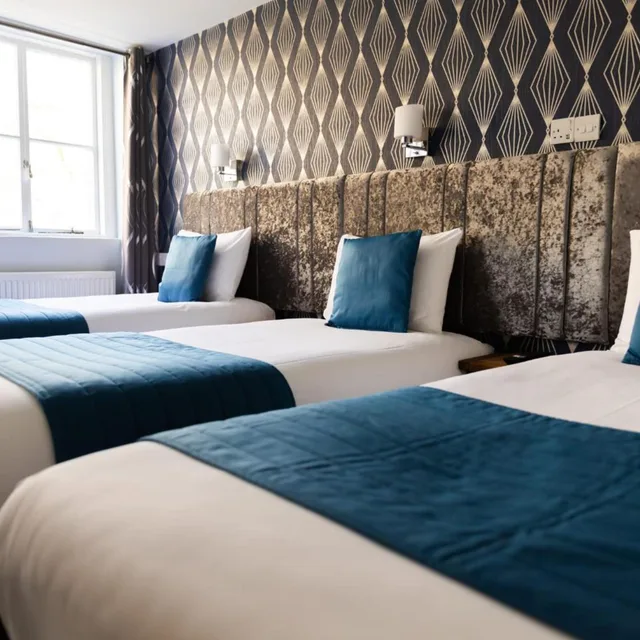 Room, Triple, Private Bathroom, Top Floor, George 7/8