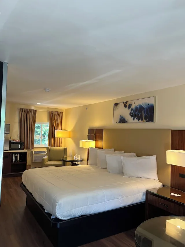 غرفة بسرير كينج، Anchorage Inn of Rochester 1/8