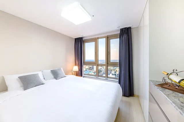 Junior, 2 Double Beds, Sea View, Shin Shin Hotel Seogwipo 2/6