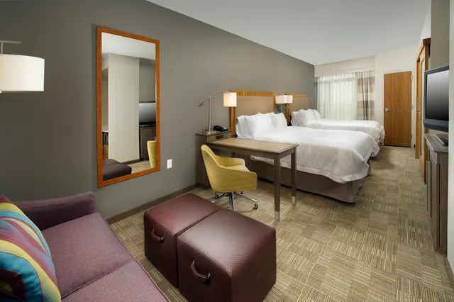 Studio, 2 Queen Beds, Hampton Inn And Suites San Antonio Northwest Medical Center 1/2
