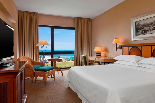 جناح تنفيذي بإطلالة على البحر بغرفة نوم واحدة، Sheraton Mar Del Plata Hotel 1/2