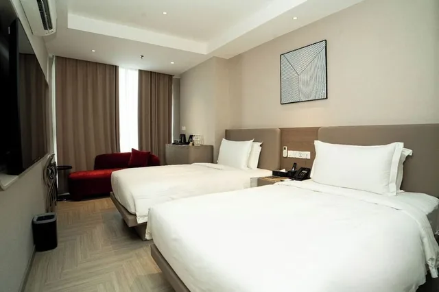 Standard, Twin Beds, Landison Hotel Penang 4/7