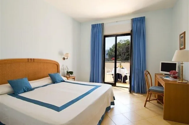 غرفة قياسية بسرير مزدوج أو سريرين منفصلين، Del Levante 1/6
