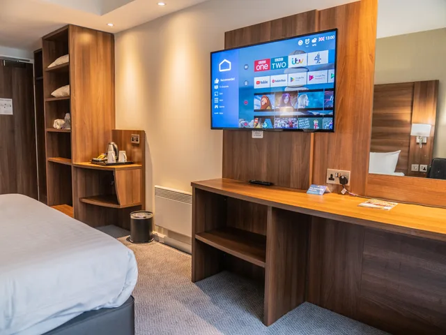 غرفة قياسية مفردة بسرير مزدوج، Days Inn by Wyndham Wetherby 4/4