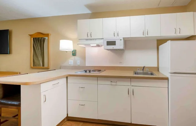 استوديو بسرير كوين، Extended Stay America - Chicago - Schaumburg -Convention Ctr 6/7