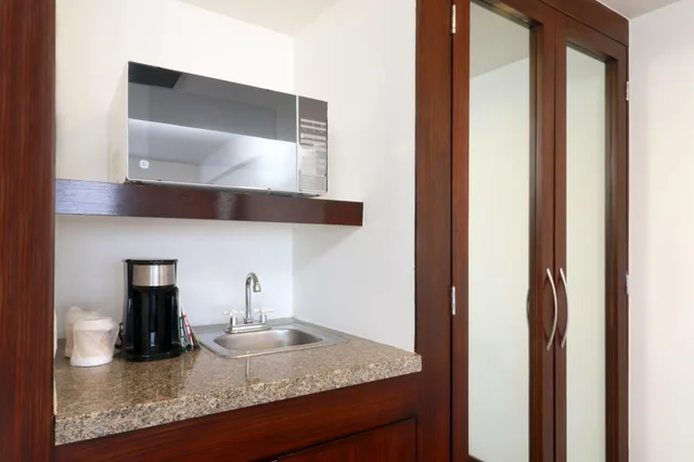 جناح بسريرين كوين، Holiday Inn & Suites Guadalajara Centro Historico 8/8