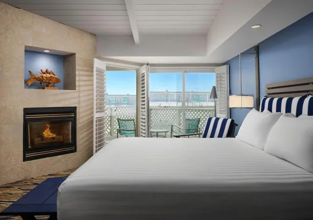 Room, King Bed, Partial Bay View، Inn At Morro Bay 1/3