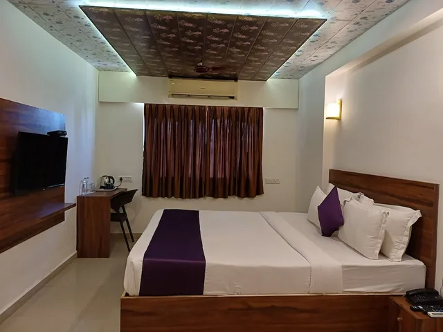 غرفة ديلوكس بسرير كينج، VITS Daman Devka Beach 1/6