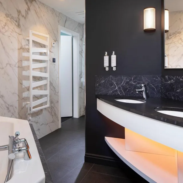 جناح بسرير مزدوج مع أريكة، Maison Rouge Strasbourg Hotel & Spa, Autograph Collection 4/5