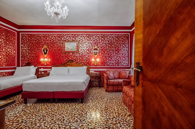 جناح جونيور بإطلالة على القناة، Antica Locanda Sturion 8/10