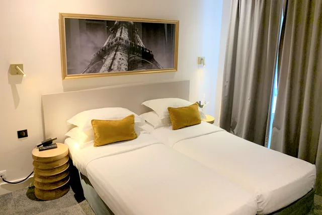Comfort, Twin Beds, Villa Des Ambassadeurs 1/4